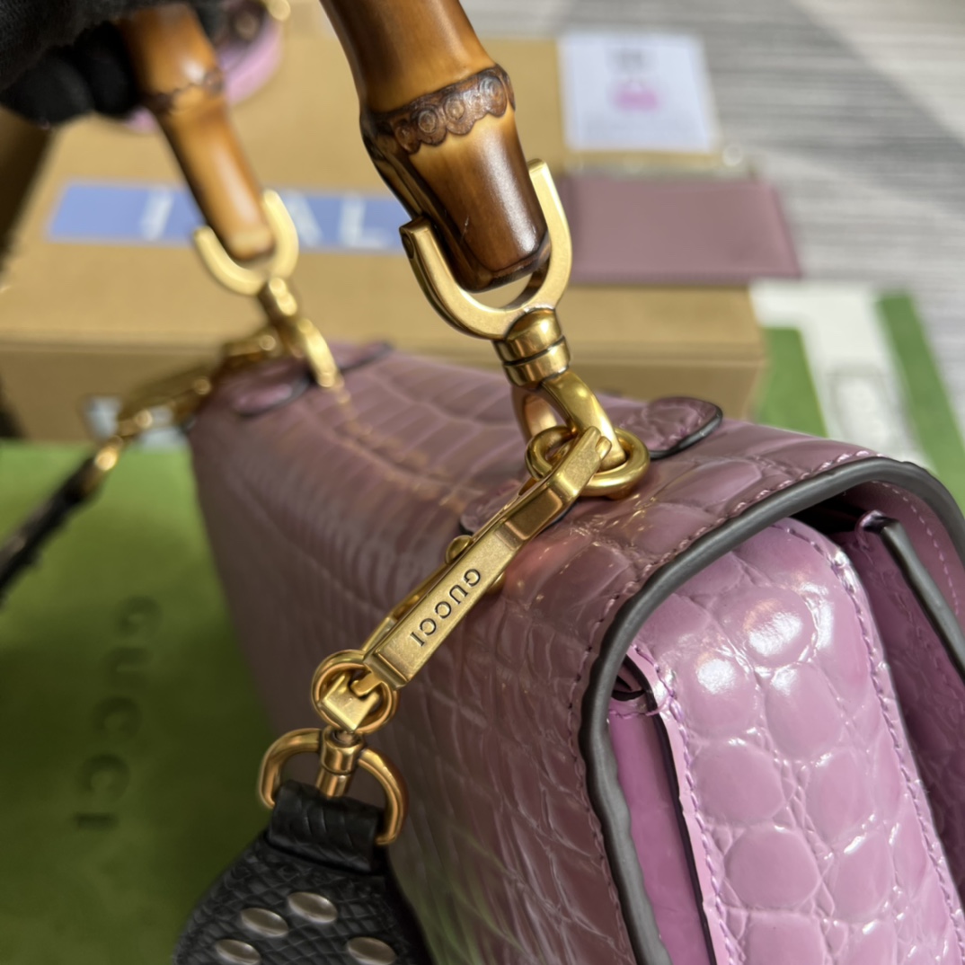 Gucci Satchel Bags